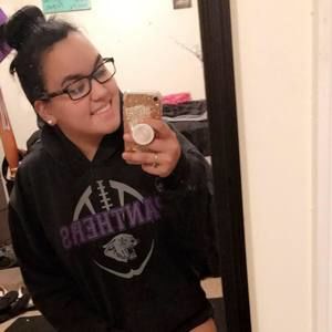 Meet your Posher, Ambria